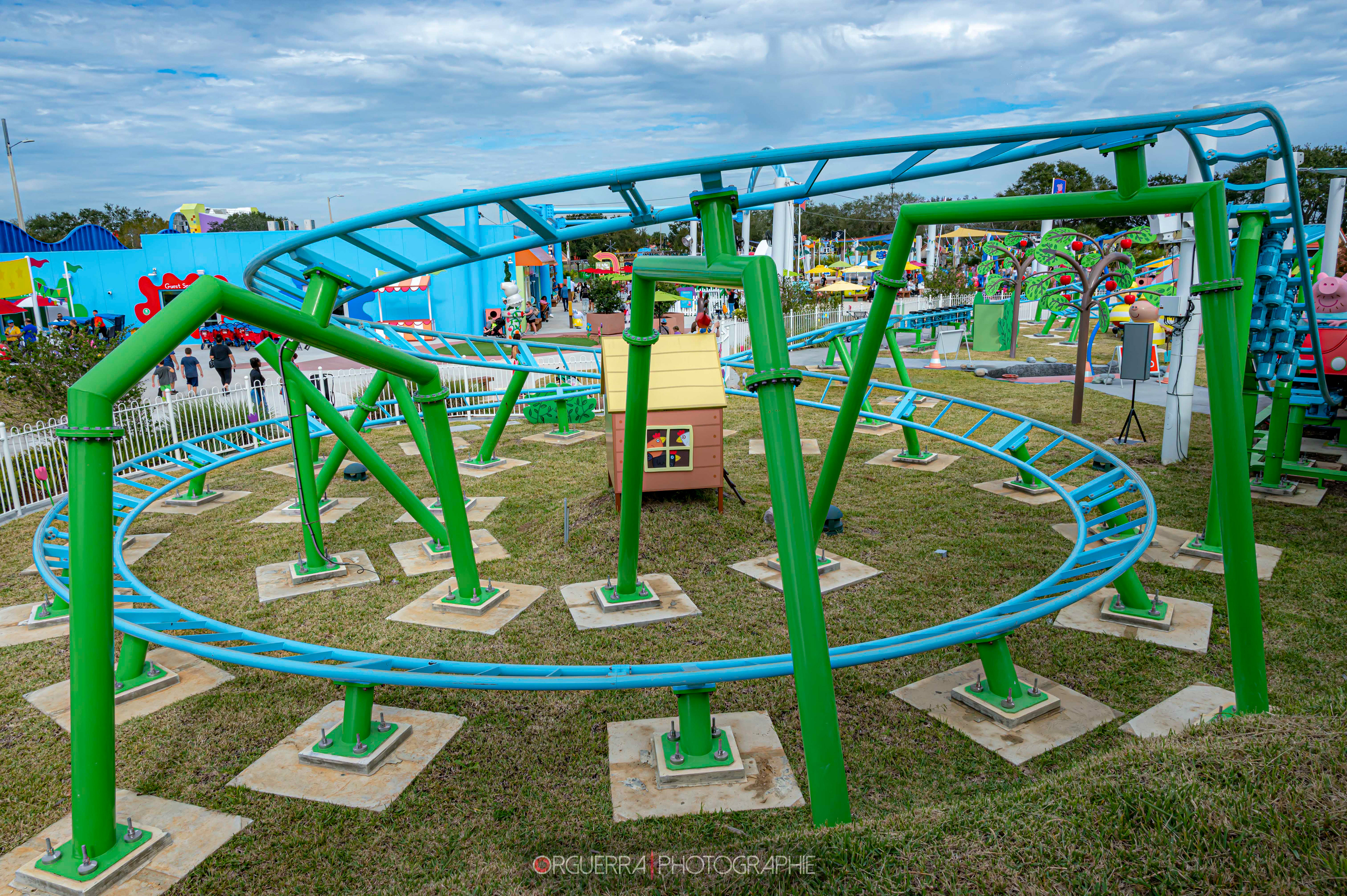Peppa Pig Theme Park